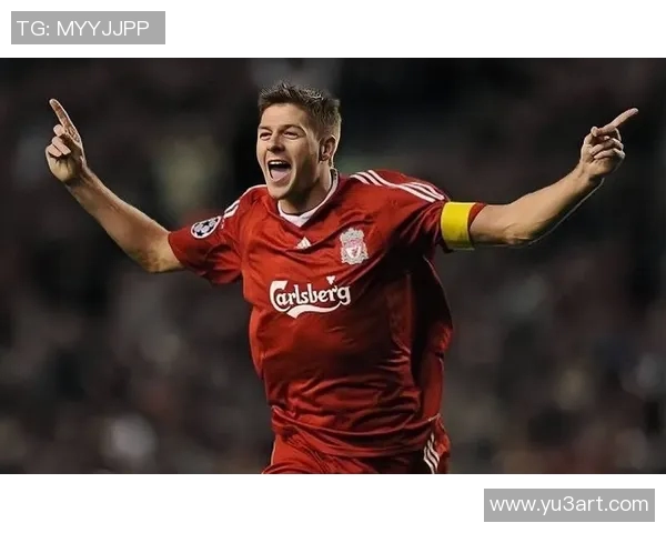 现役足球明星球员的巅峰表现与未来发展趋势探讨 现役足球明星球员的巅峰表现与未来发展趋势探讨