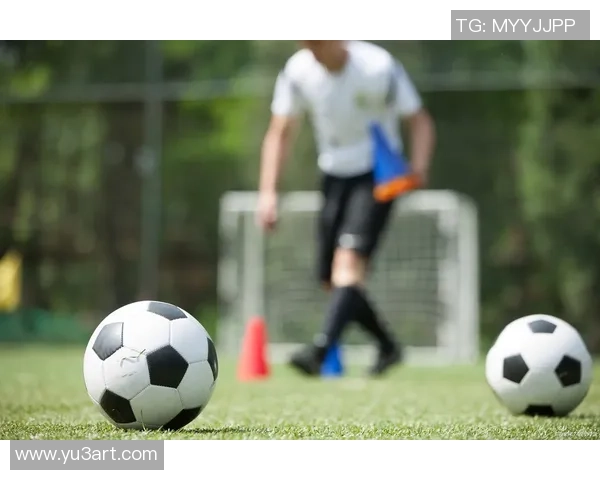 掌握足球高空停球技巧提升控球能力助力比赛表现